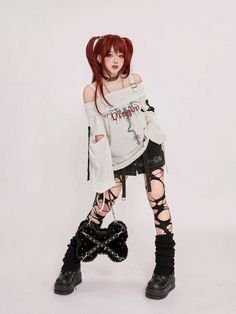 90s Model Poses, Punk Poses, Walpapers Cute, Estilo Harajuku, 일본 패션, Female Pose Reference, Rock Outfits, Human Poses Reference, Rock Punk