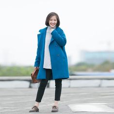 Description:The blue wool coat gives you a sleek and all-match look in the cold weather.Dress Collocation:The red wool coat can pair with a turtleneck sweater and the jeans.Warm Tips:Wash separately. Use a gentle, bleach-free detergent. Avoid over washing, do not scrub it hard and prevent sharp things and overexposure. Clothes Type: Wool Material: Cotton,Wool Shirt Length: Medium Length Sleeve Length: Full Collar: Lapel Closure Type: Single Breasted Embellishment: No Embellishment Style: Fashion Trendy Pea Coat For Winter, Trendy Winter Pea Coat For Cold Weather, Trendy Wool Coat For Winter Workwear, Blue Sweater Coat For Fall, Trendy Winter Wool Outerwear, Trendy Wool Outerwear For Winter, Casual Long Wool Coat For Cold Weather, Trendy Spring Wool Coat, Trendy Winter Pea Coat