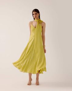 The Zara Dress is a midi-length dress with delicate sequin work throughout. The dress comes with a skinny dupatta and a detachable, handmade rosette clip. Summer Bridesmaids, Xxxl Dress, Anarkali Gown, Zara Dress, Dresses Xxl, Women Wedding Guest Dresses, Midi Length Dress, Blouse Length, Zara Dresses