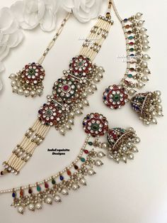 Elegant Pakistani choker set/Pakistani Jewelry/ Indian and Pakistani wedding jewelry/ Bollywood jewelry/ kundan and Polki jewelry/multi color  This elegant pearls choker set comes with Jhumki Earrings with attached saharey and Tikka.  All items are shipped from Brampton, Ontario, Canada. If you need your item by a certain day, please reach out to us for express delivery option before placing the order so that we can update the shipping for you. Standard shipping/delivery timeline Below are the d Pakistan Wedding Jewelry, Luxury Festive Jewelry Sets With Latkans, Pakistani Jewelry Simple, Multicolor Jewelry For Wedding And Eid, Pakistani Nikkah Jewelry, Saharey Earrings, Pakistani Choker Necklace, Pakistan Jewelry, Pakistani Necklace