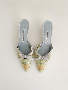 SORORITÉ vintage Manolo Blahnik Sandals, Shoe Designs, Floral Heels