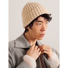 With a "mission to replace excess with quality, " Stòffa designs wardrobe staples that are built to last. A perfect example, this 'Watch' beanie is rib-knitted from warm, naturally insulating cashmere in a neutral beige hue. Beanie For Men, Cashmere Beanie, Mens Beanie, Neutral Beige, Mr Porter, Wardrobe Staples, Fashion News, Rib Knit, Latest Fashion