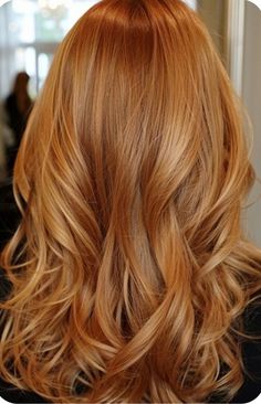 Gold Honey Hair, Golden Red Hair Color, 2024 Haircuts, Hair 90s, Copper Blonde Hair, Honey Hair Color, Gold Hair Colors