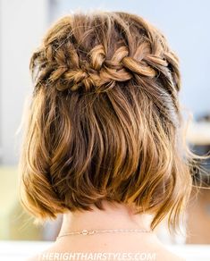 Braid Crown, Formal Hairstyles For Short Hair, Braided Crown Hairstyles, Short Hair Images, Fishtail Braid, Short Braids, Peinados Fáciles Para Cabello Corto, Half Updo, Crown Braid