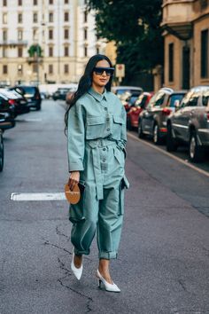 Milan Fashion Week Spring 2020, 2020 Street Style, Fashion Week Spring 2020, Reportage Photography, Utility Jumpsuit, Popsugar Fashion, The Best Street Style, Creation Couture, Street Style Fashion