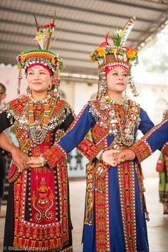 A Rukai Aboriginal Wedding, Taiwan Aboriginal Clothing, Taiwan Fashion, Traditional Bride, Pakistani Outfits