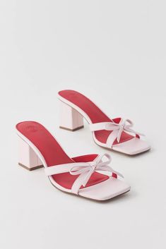 UO Charlie Bow Mule Heel | Urban Outfitters Cute Shoes Heels Sandals, Trendy Sandals Heels, Block Heels With Dresses, Cute Healed Shoes, White Lace Up Short Heels, Small Heels Simple, Cute Shoes For Wedding Bridesmaid, Brids Mades Shoes, Bridemais Shoes