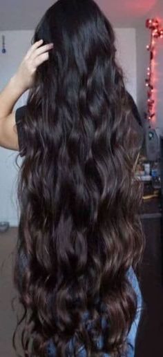 Long Dark Wavy Hair Aesthetic, Black Long Healthy Hair, Very Long Dark Brown Hair, Really Long Wavy Hair, Super Long Wavy Hair, Waist Long Hair, Silky Wavy Hair, Long Thick Wavy Hair, Long Wavy Black Hair