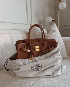 Most Expensive Bag, Push Presents, Expensive Bag, Jane Birkin, Bags Aesthetic, Outfit Look