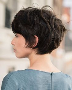 Smoky Brown Hair Color, Smoky Brown Hair, Pixie With Layers, Long Layered Pixie, Pixie Haircut Ideas, Short Layered Bob Haircuts, Layered Pixie, Hairstyles For Thick Hair, Best Short Hairstyles