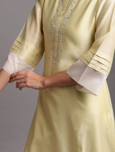 Kurti Sleeves Patterns and Designs Latest Sleeves Designs, Kurti Sleeves, Kurti Sleeves Design, Simple Kurta Designs, Designer Kurti Patterns, Simple Kurti Designs, Kurti Designs Latest, Kurti Embroidery Design, Long Kurti Designs