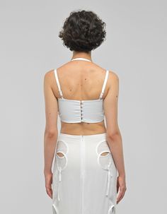 Materials: Poplin, 100% cottonColors: WhiteDescription: 100% Cotton crop top featuring straps detailDetails 100% cotton top Straps detail Model wearing: SMADE IN ALBANIA BUST WAIST HIPS (cm)XS 84 64 94S 88 68 98M 94 72 102L 102 78 106XL 108 84 110CUSTOM SIZE: We can make any design custom based on your measurements. Customization is offered also about color and some design. Feel free to write us a message. Spring Cotton Halter Top With Built-in Bra, Cotton Cami Crop Top With Built-in Bra, Fitted Cotton Crop Top With Built-in Bra, Cropped Cotton Tops With Built-in Bra, Chic White Crop Top With Adjustable Straps, Bra Friendly Cotton Crop Top, Chic Summer Top With Removable Straps, Chic Summer Tops With Removable Straps, Sleeveless Tops With Removable Straps For Spring