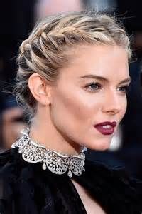 tresse couronne - Yahoo Image Search Results French Plait Hairstyles, Trendy We Fryzurach, Beyonce Hair, 50 Hair, French Braid Hairstyles, Hair Styles 2017, French Hair