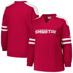 Stay cozy and spirited all season long with this Alabama Crimson Tide Plus Size Contrast Sleeve Fleece Pullover Sweatshirt from Fanatics. The sewn-on shoulder patches and sleeve stripes create a classic collegiate look, while distressed screen print graphics on the front and left upper sleeve add a touch of vintage charm. Plus, a soft fleece lining provides an extra layer of warmth for those chilly game days in Tuscaloosa. Varsity Fleece Top For Loungewear, Fleece Varsity Top For Loungewear, Collegiate Long Sleeve Tops For Game Day, Collegiate Style Long Sleeve Tops For Game Day, Red Team Spirit Tops For Winter, Collegiate Fleece Tops For Fall, Winter Game Day Long Sleeve Tops, Winter Long Sleeve Tops For Game Day, Collegiate University Red Tops For Fall