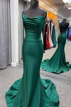 Contact+us:+lisamony@outlook.com Please+left+message+what+color+you+need+when+you+order+it.Besides+the+picture+color,+you+can+also+choose+any+color+you+want. Sexy+Green+Mermaid+Evening+Dress+With+Criss-Cross+Back+ Processing+time:+12-21+business+days Shipping+Time:+3-5+business+days "F... Mermaid Dark, Jersey Prom Dress, Green Formal Dresses, Corset Dress Prom, Green Prom Dress, Pleated Fabric, Colored Wedding Dresses, Candy Pink, Elegant Party