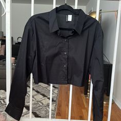 No Tags But Never Worn. Cotton Button Up. No Chest Pocket. H&m Black Collared Top, Black Collared H&m Tops, Cropped Button Down, Button Down Shirts, Chest Pocket, Button Downs, Button Down Shirt, H&m, Button Up