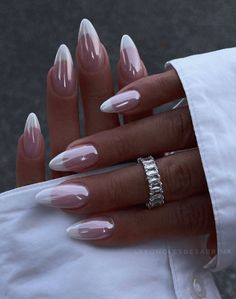 french manicure chrome pink nails almond shape. soft pink nails for the bride. Paznokcie Hello Kitty, Ombre Acrylic, Bridesmaids Nails, Kutek Disney, Hippie Nails, Nagel Tips