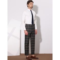 There is a variety of trousers in different colors and plaid patterns, which are fashionable and not monotonous. These men's trousers accentuate your figure without being too tight or too loose. Perfect for work, business, workout, party, date, golf, or at home with family and friends. These plaid trousers are a must-have in every man's wardrobe. Checked trousers are perfect for shirts, suits, and leather shoes and are a common addition to men's wardrobes. Plaid Dress Pants, Plaid Trousers, Checked Trousers, Business Dress, Formal Business, Mens Plaid, Plaid Pants, Business Dresses, Colorblock Dress