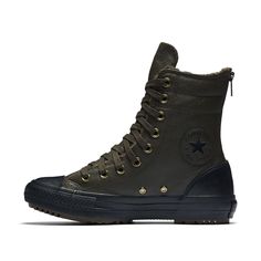 Tennis Converse, Womens Snowboarding, Cool Converse, Real Leather Boots, Converse Shoes Womens, Snowboarding Women, Mammoth Lakes, Snowboarding Gear, Material Things