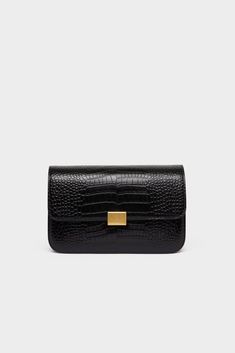 THE CLASSIC SHOULDER BAG - BLACK MOCK PRINT CROCODILE Concept Shop, Perfect Coat, Classic Coats, Summer Scarves, Mini Shoulder Bag, Luxury Outfits, Black Coat, Cow Leather, Smooth Leather