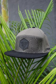 Snapback cap Hexa Urban Style Fitted Cap For Outdoor, Urban Fitted Cap For Outdoor, Urban Style Fitted Hat For Outdoor, Festival Mode, Beach Blonde, Summer Festival Outfit, Rubber Patch, Toddler Hat, Kids Baseball