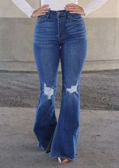 Ripped Denim Blue Flare Bottoms, Western Style Fitted Full-length Jeans, Distressed High-waist Medium Wash Flare Jeans, Fitted Full-length Western Jeans, Distressed Denim Blue Full-length Flare Jeans, Wanna Recreate, Clothes Items, Western Jeans