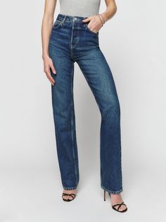 Nice legs. Shop the Cynthia High Rise Straight Long Jean from Reformation, sustainable high rise rigid jeans. Straight Long Jeans, Dark Jeans Outfit, Reformation Jeans, Sustainable Denim, Fashion Capsule Wardrobe, Stretch Denim Fabric, Scandinavian Fashion, Fashion Capsule, Long Jeans