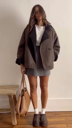 Brown Bag, Autumn Outfit, Outfit Inspo Fall, Looks Style, Mode Inspiration, Winter Fashion Outfits, Looks Vintage