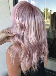 Pastel Pink Hair Dye, Rose Hair Color, Rose Pink Hair, Pink Blonde Hair, Gold Hair Colors, Pink Hair Dye, Hair Color Rose Gold, Pastel Pink Hair, Hair Color Pastel