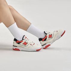 BB550VTB White Chile, Balance 550, Retro Basketball Shoes, True Red, Round Toe Heels, Low Cut, Basketball Shoes, Shoe Collection, Low Top