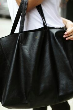 Celine Tote, Lily Aldridge, Handbag Heaven, Big Bags, Celine Bag, Mode Inspo, Steam Punk, 가을 패션, Looks Style