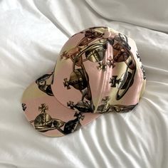 Brand New Hat That I Purchased A Couple Months Ago, Still In Original Packaging! Never Worn Only Tried On, Only Reason I’m Selling It Is Because I Didn’t Like The Brim Of The Hat. Originally Purchased From Ssense Sold Out On Site Designer Beige Flat Brim Hat, Designer Adjustable Hats For Travel, Designer Wide Brim Beige Hats, Designer Beige Wide Brim Hat, Designer Adjustable Beige Hat, Designer Beige Adjustable Hat, Designer Flat Brim Travel Hat, Designer Flat Brim Hat For Travel, Designer Brown Hats For Spring