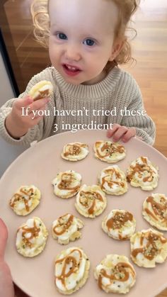 Frozen Banana Yogurt Bites 🍌 Healthy Recipes For Kids 🍌 12+ months 👶🏼#babysnack #toddlersnacks #weaning #weaningideas #weaningbaby #whatmytoddlereats #toddlermeals #whatmybabyeats #babyledweaning #pickyeaters #babyblogger #breastfeedingmom #babymeals #blw #blwrecipes #toddlerfoodideas #whatifeedmykid #babyfood #fussyeaters #veganbIw #veganbabyledweaning #toddlerplate #babyplate #babyfoodideas #feedinglittles #toddlerfoodie #veganrecipe #teethingbaby #homemade 🍌 video credits: littleveganeats Banana Yogurt Bites, Healthy Recipes For Kids, Banana Yogurt, Weaning Foods, Toddler Snack, Toddler Foods, Baby Meals, Easy Toddler Meals, Easy Baby Food Recipes