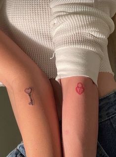 Lock Tattoo, Infinity Couple Tattoos, Cute Matching Tattoos, Matching Friend Tattoos, Small Matching Tattoos, Matching Tats, Key Tattoos