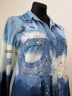 Denim Outfits For Women Summer, Bohemian Denim Top For Spring, Bohemian Blue Button-up Shirt, Blue Bohemian Button-up Shirt, Bohemian Medium Wash Cotton Denim Top, Bohemian Long Sleeve Denim Top For Summer, Bohemian Blue Denim Top, Blue Bohemian Long Sleeve Denim Top, Embroidered Denim Shirt For Summer