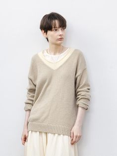 Composition : NYLON 30% ACRYLIC 26% WOOL 25% MOHAIR 19%Color : BEIGE_S,BEIGE_M,BEIGE_LCountry of Origin : CHINA Cream V-neck Sweater For Work, Wool V-neck Sweater For Layering, Cream V-neck Sweater For Layering, Spring Wool V-neck Sweater, Chic Beige V-neck Sweater For Layering, Oversized Neutral V-neck Sweater, Oversized V-neck Sweater In Neutral Color, Neutral Oversized V-neck Sweater, Cream Oversized V-neck Sweater