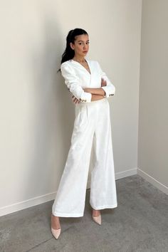 This is an elegant choice but still exudes elegance and charm for the wearer. This item is suitable for many different activities. #WearMean Mean Blvd, Designer Collection, Online Fashion, Latest Fashion Trends, Latest Fashion, Vietnam, Jumpsuit, V Neck, Wardrobe