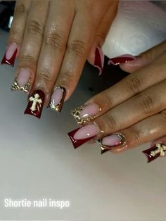 Cute Red Birthday Nails, Red And Gold Acrylics, Red And Gold Chrome Nails, Red Gold Nails Design, Nail Freestyle Designs, Medium Red Nails, Red Prom Nail Ideas, Red Junk Nails, Red And Gold Nail Ideas