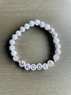 Handmade Bracelets For Bridesmaid Gift, White Beaded Jewelry For Mother's Day, Mother's Day White Beaded Jewelry, Customized White Round Bracelets, White Beaded Bracelet For Mother's Day, White Beaded Round Name Bracelet, White Beaded Name Bracelet For Personalized Gift, Personalized White Beaded Name Bracelet, Personalized Gift White Beaded Bracelets