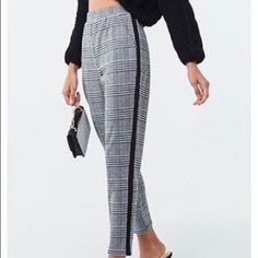 Brand New With Tags! High Waisted Plaid Ankle Pant With Contrast Black Striping. Front Pockets! Thicker Material For Comfort. Dress Them Up For Work, Or Down With Sneakers For A More Casual Look! Trendy Forever 21 Pants For Fall, Forever 21 Trousers For Fall, Forever 21 Spring Workwear Pants, Forever 21 Fall Trousers, Forever 21 High Waist Pants For Work, Forever 21 High Waist Work Pants, Forever 21 Fall Workwear Pants, Chic Fall Bottoms From Forever 21, Chic Forever 21 Fall Bottoms