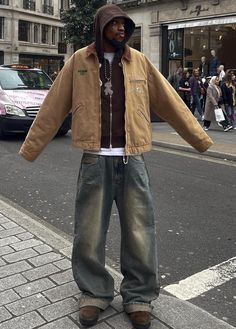 Jacket Layering Outfit Men, Earthy Streetwear Men, Brown Boots Street Style, Guy Autumn Outfit, Edgy Outfits Men Grunge, Streetwear Jackets For Men, Aesthetic Fit Inspo Men, Outfit Inspo Men Winter, Homeless Style Fashion