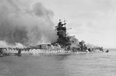 Admiral_Graf_Spee_Flames (1) Warship Battle, Hms Ark Royal, Heavy Cruiser, Rare Historical Photos, 17 December, In Flames, River Plate, Navy Ships, Exeter