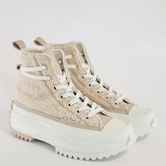 Converse Run Star Hike Hi High Top Sherpa Fluffy Farro Cream Beige Tan / Egret Women's Platform Sneakers / Boots A04258c Nwt Brand: Converse Model: Run Star Hike Hi Style Code: A04258c Color: Farro / Farro / Egret Gender: Unisex, Listed As Women's Shoes. Size Guide: Us Women's 6.5 / Us Men's 5 / Uk 4.5 / Eur 37.5 / Cm 23 Bundled Up. The Best-Selling Run Star Hike Gets Cozy With Sherpa, Bringing Warm, Winter-Right Material To A Style That Can Stand Out And Stand Up To The Elements. The Sherpa Bui Converse Snow Boots, Fluffy Converse, Sherpa Converse, Converse Run Star Hike Cream, Platform Converse Run Star Hike, Converse Platform Run Star, Converse Run Star Hike High Top, White Converse Shoes, White Chuck Taylors