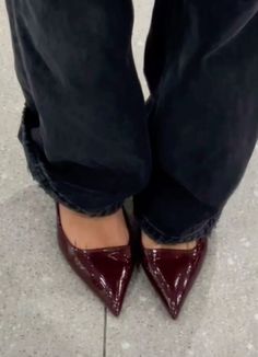 Mango Red Heels, Red Heels Outfit Aesthetic, Mango Cherry Red Heels, Cherry Shoes Outfit, Red Pointed Heels, 2023 Heels Trend, Spring 2024 Shoe Trends, Cherry Red Outfit Aesthetic, Cherry Red Shoes Outfit