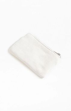 Add a touch of cuteness to your accessory lineup with the Moon Coin Purse from John Galt. This charming and celestial-inspired coin purse is perfect for keeping your essentials organized..Approx. 4.5' x 3'.Zipper closure.Custom embroidery.100% cotton Compact White Bag For Daily Use, White Portable Cosmetic Bag Gift, Portable White Cosmetic Bag As Gift, Portable White Cosmetic Bag For Gift, White Coin Purse With Removable Pouch, White Coin Purse With Removable Pouch For Everyday Use, Cream Pouch Wallet As Gift, White Pouch Wallet For Everyday Use, Portable White Coin Purse For Gift