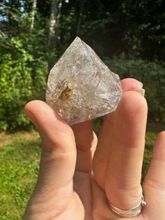 Herkimer Diamond Quartz Crystal #98 - Studio Selyn Spiritual Frequencies, Clear Window, Diamond Quartz, Calcite Crystal, Pretty Green, Raw Diamond, Herkimer Diamond, Ocean Jasper, Diamond Crystal