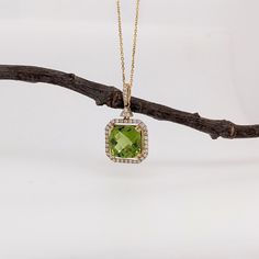 Peridots feature a gorgeous unique shade of vibrant green and beautiful clarity with an amazing sparkle. This pendant makes a stunning statement piece made in 14k gold that will elevate any outfit! This pendant is made with solid 14k Gold and natural Earth mined SI / G-H diamonds. As listed, this pendant is ready to ship. If you're interested in purchasing this setting with a different center stone please message us! Peridot Pendant Necklace, Luxury Peridot Necklace, Gold Peridot Round Pendant Necklace, Luxury Peridot Pendant Necklace, Phone Items, Peridot Pendant, Natural Earth, August Birth Stone, Free Giveaway