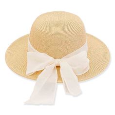 Classy beach hat for ladies with smaller head sizes. Wide brim for excellent sun protection. 3". Chiffon tie with long bow. Small size, fits up to 54.5 cm, 21 3/8". Inner drawstring to fit extra small head size. UPF 50+ sun protection hat. 100% paperbraid Sunny Dayz® hats are especially made for girls and women with small head sizes. Petite size hat collection Hats For Small Heads, Stylish Petite Woman, Stylish Womens Hats, Packable Sun Hat, Chiffon Bow, Long Bow, Stylish Petite, Pretty Hats, Straw Hat Beach