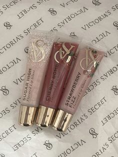 Profumo Victoria Secret, Makeup Contouring, Flavored Lip Gloss, Lip Glosses, Victoria Secrets