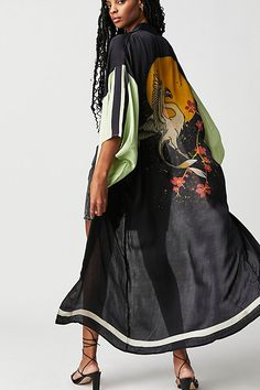 Featuring a colorful and statement design on the back, this maxi kimono is featuring in a silky fabric and shapeless silhouette. * Wide sleeves * Maxi length * Arm vents | Moon Dance Maxi Kimono by Free People in Black Summer Kimono Outfit, Kimono Outfits, Free People Kimono, Kimono Outfit, Moon Dance, Mode Kimono, Maxi Kimono, Free People Maxi, Summer Kimono